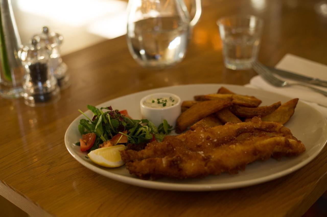 Collingwood Arms Hotel Cornhill on Tweed Экстерьер фото