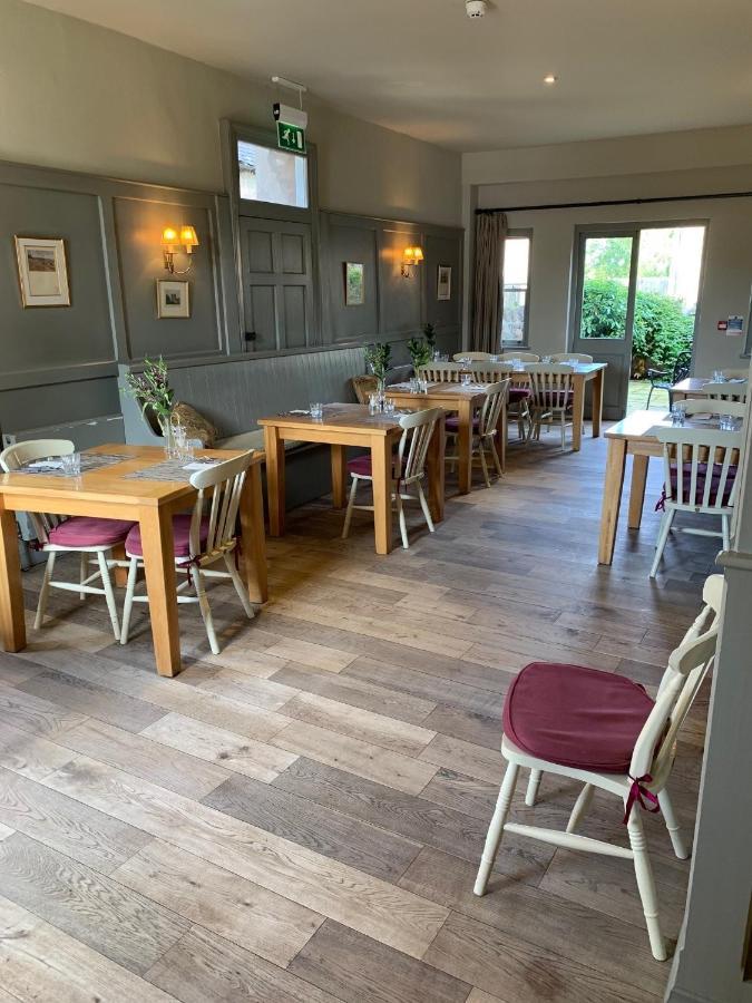 Collingwood Arms Hotel Cornhill on Tweed Экстерьер фото